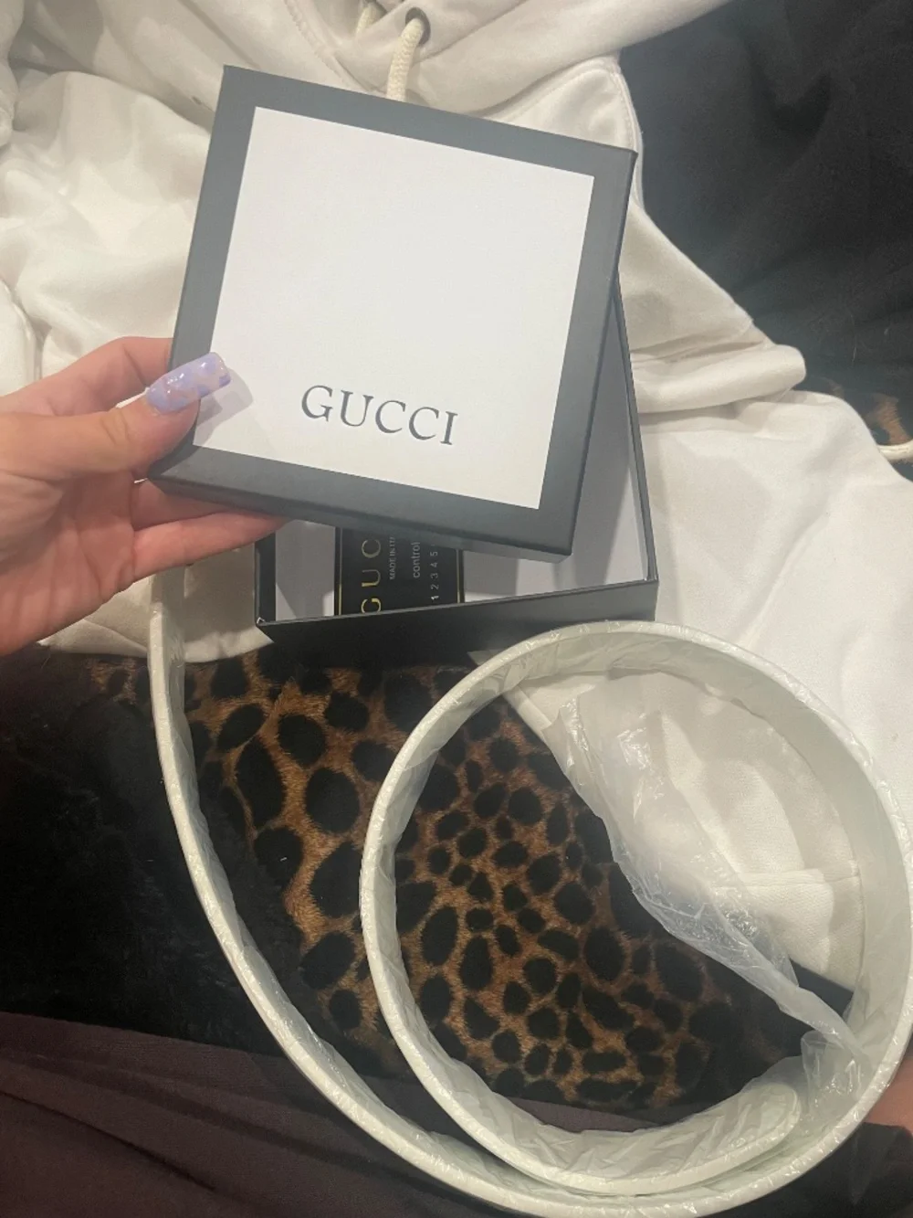 All white GG belt size 34
